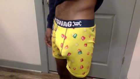 Snapshot of prettydickboyy chatting on 11.16.25 prettydickboyy online show from 11.16.25