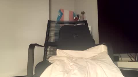 Pretty or Flacka  online show from 02.25.26