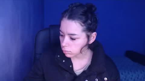 prettyjulliette online show from 02.07.25