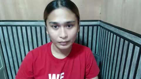 Snapshot of prettykate_04 chatting on 10.16.25 Kate online show from 10.16.25