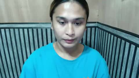 Snapshot of prettykate_04 chatting on 10.28.25 Kate online show from 10.28.25