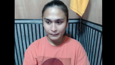 Snapshot of prettykate_04 chatting on 11.02.25 Kate online show from 11.02.25