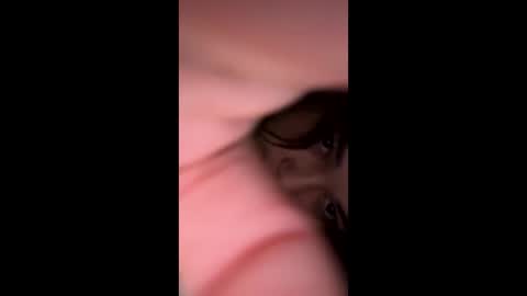 Snapshot of prettylatinamomma01 chatting on 10.28.25 prettylatinamomma01 online show from 10.28.25