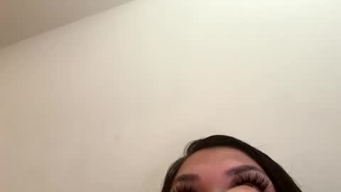 Snapshot of prettylatinamomma01 chatting on 02.04.26 prettylatinamomma01 online show from 02.04.26