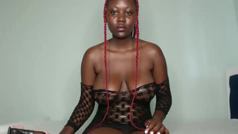 Lizzy online show from 01.06.25