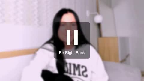 prettymasha_ online show from 12.17.24