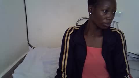 Pretty Queen online show from 11.10.25