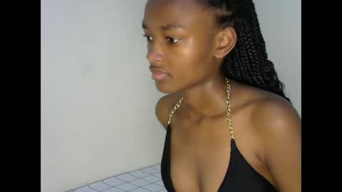prettyquiny254 online show from 10.01.25