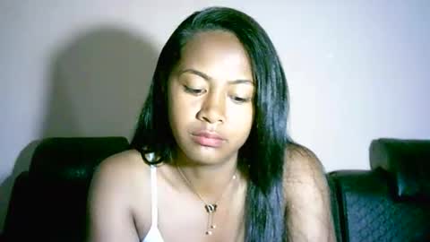 Snapshot of prettysexy3601 chatting on 10.29.25 prettysexy3601 online show from 10.29.25