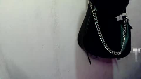 Snapshot of prettyslutbabe chatting on 01.26.25 prettyslutbabe online show from 01.26.25