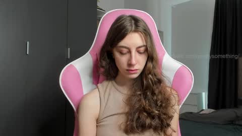 Snapshot of prettysomething chatting on 04.30.26 Sophie next stream will be at Monday i will wait you guys online show from 04.30.26