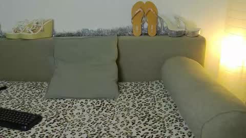 prettyvanessa online show from 02.27.26