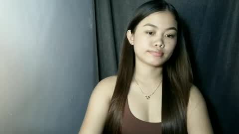 Snapshot of prettyyy_lovelyyy chatting on 06.17.26 prettyyy_lovelyyy online show from 06.17.26