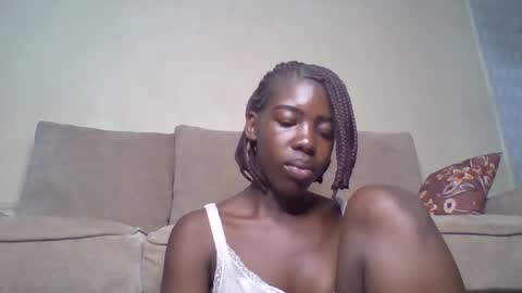 prettyzuzu online show from 09.25.25