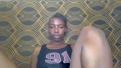 prettyzuzu online show from 11.11.25