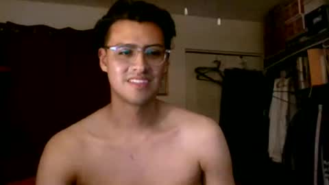 Snapshot of prince_ale chatting on 05.19.26 Alejandro online show from 05.19.26
