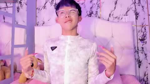 Apolo online show from 12.02.25