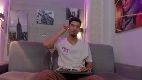 prince_arthur77 online show from 12.29.24