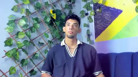 Snapshot of prince_arthur77 chatting on 09.27.25 prince_arthur77 online show from 09.27.25