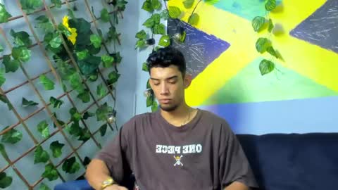 Snapshot of prince_arthur77 chatting on 09.30.25 prince_arthur77 online show from 09.30.25