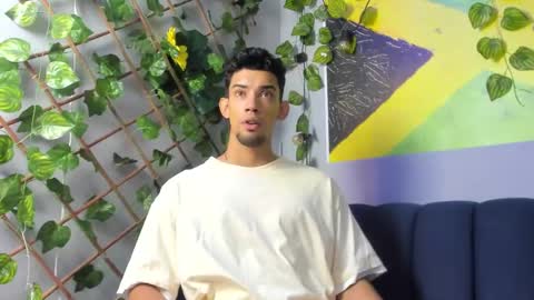 Snapshot of prince_arthur77 chatting on 10.02.25 prince_arthur77 online show from 10.02.25