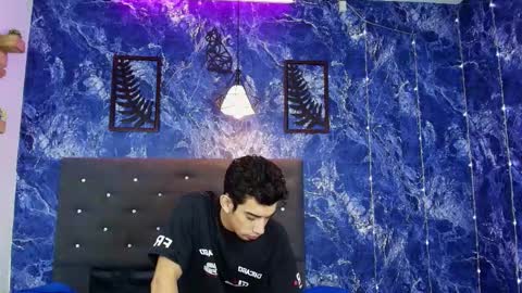 prince_arthur77 online show from 11.15.25