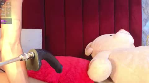 Snapshot of prince_poppy_ chatting on 10.27.25 PRINCEPOPPY online show from 10.27.25