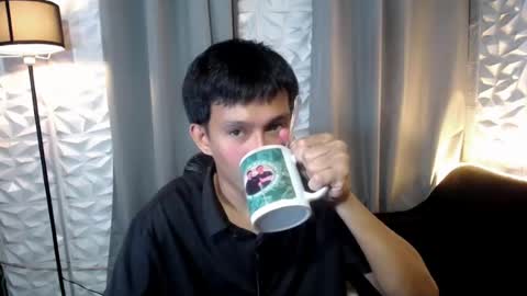 Snapshot of prince_zaijan chatting on 06.16.26 Prince Zaijan online show from 06.16.26