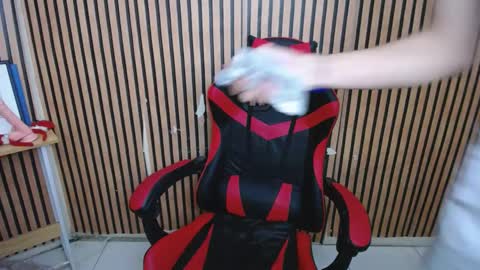 princes_henry online show from 03.08.25