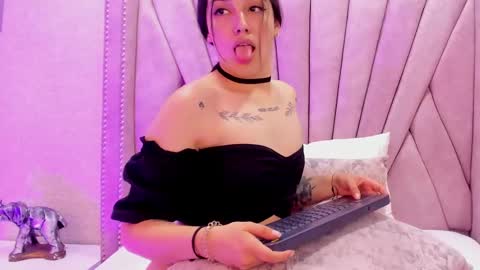 Snapshot of princesagabby chatting on 12.14.24 princesagabby online show from 12.14.24