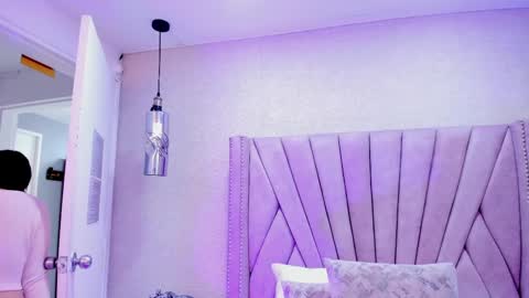 Snapshot of princesagabby chatting on 12.14.24 princesagabby online show from 12.14.24