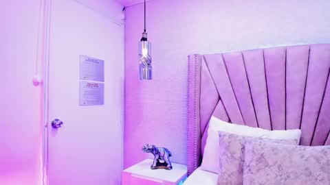 Snapshot of princesagabby chatting on 12.17.24 princesagabby online show from 12.17.24