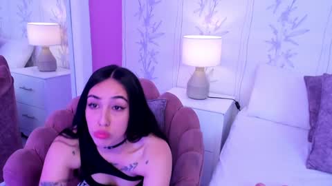 Snapshot of princesagabby chatting on 01.29.25 princesagabby online show from 01.29.25