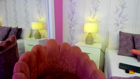 Snapshot of princesagabby chatting on 02.06.25 princesagabby online show from 02.06.25