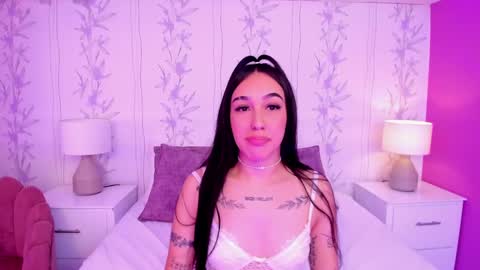 Snapshot of princesagabby chatting on 02.10.25 princesagabby online show from 02.10.25