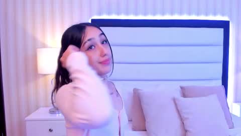 Snapshot of princesagabby chatting on 02.22.25 princesagabby online show from 02.22.25