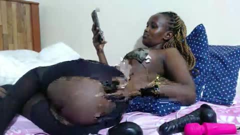 Shan online show from 12.20.25