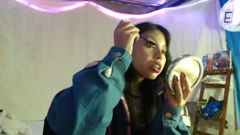  Elia  online show from 12.01.25