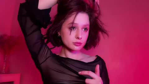 Snapshot of princess_euphoria chatting on 02.19.25 Kristina online show from 02.19.25