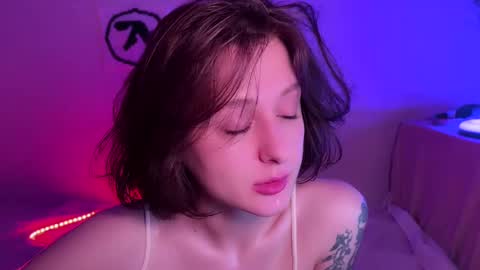 Snapshot of princess_euphoria chatting on 03.11.25 Kristina online show from 03.11.25