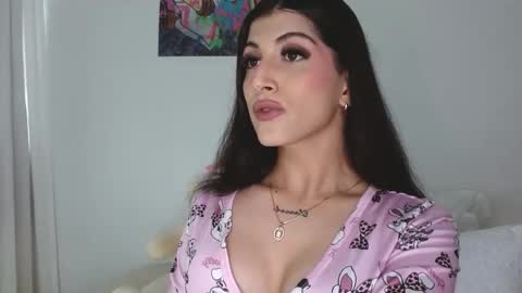 Sophie online show from 12.05.25