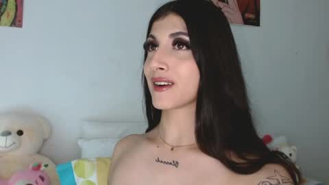 Sophie online show from 04.17.26