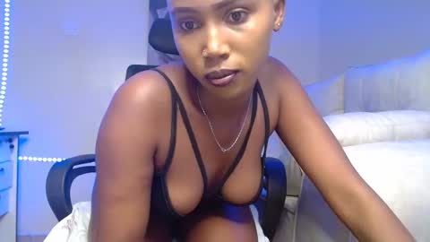 princess_princessa online show from 02.13.25