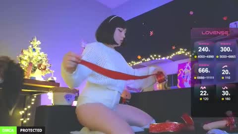 Yo Im Sofiee online show from 12.22.25