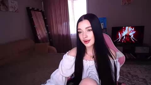 Snapshot of princessamira1 chatting on 05.27.26 princessamira1 online show from 05.27.26