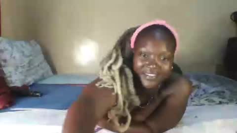 Snapshot of princesscheekyx chatting on 09.30.25 princesscheekyx online show from 09.30.25