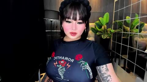 Astrid Ley online show from 02.17.25