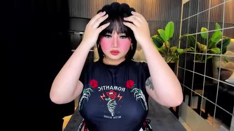 Astrid Ley online show from 02.18.25