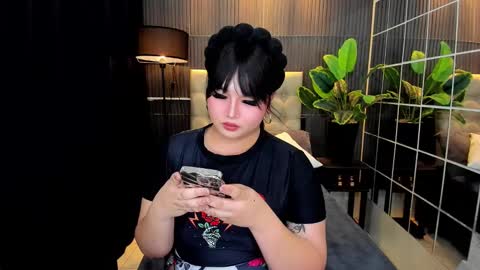 Astrid Ley online show from 02.21.25