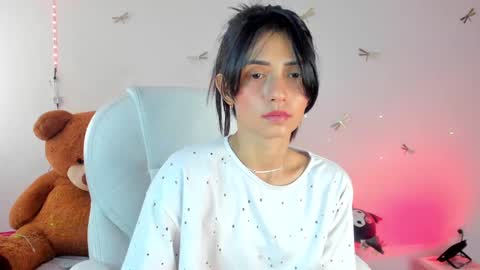 princessluna_14 online show from 09.19.25